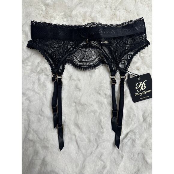 Honey Birdette SOFIA🖤 Black Lace FULL 3 Piece Set 32DD Bra, XS Garter, XS Thong - Picture 7 of 9